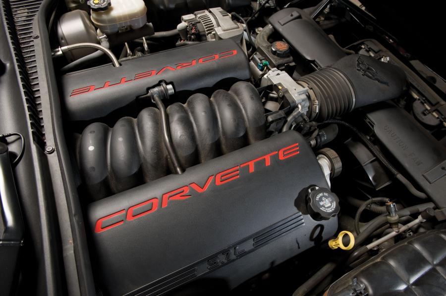 Chevrolet Corvette Convertible 2001 года  (фото 7 из 8)